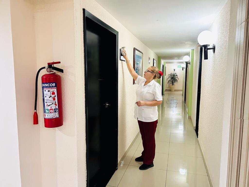 Hotel Francis Culiacán Zewnętrze zdjęcie