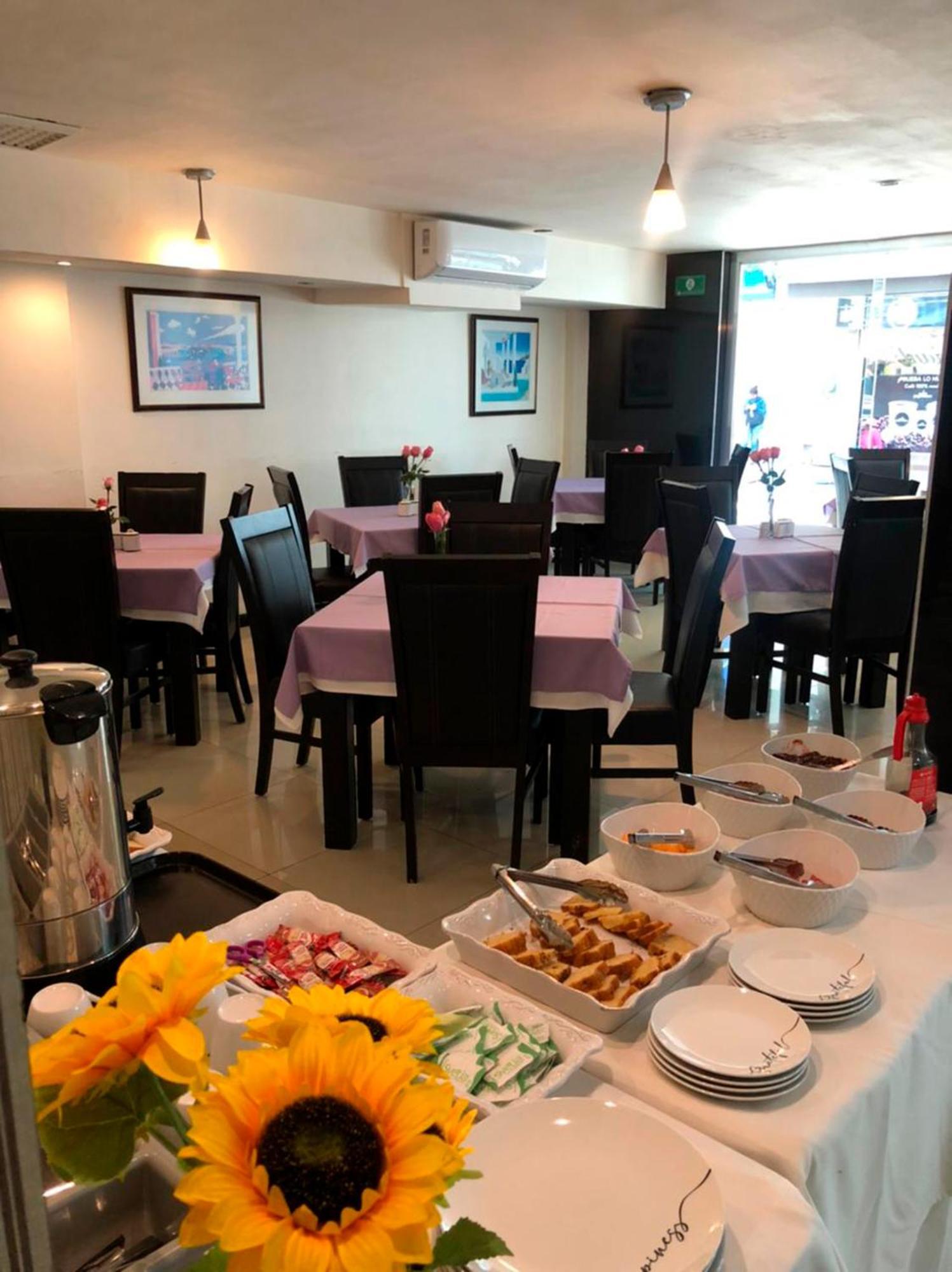 Hotel Francis Culiacán Zewnętrze zdjęcie