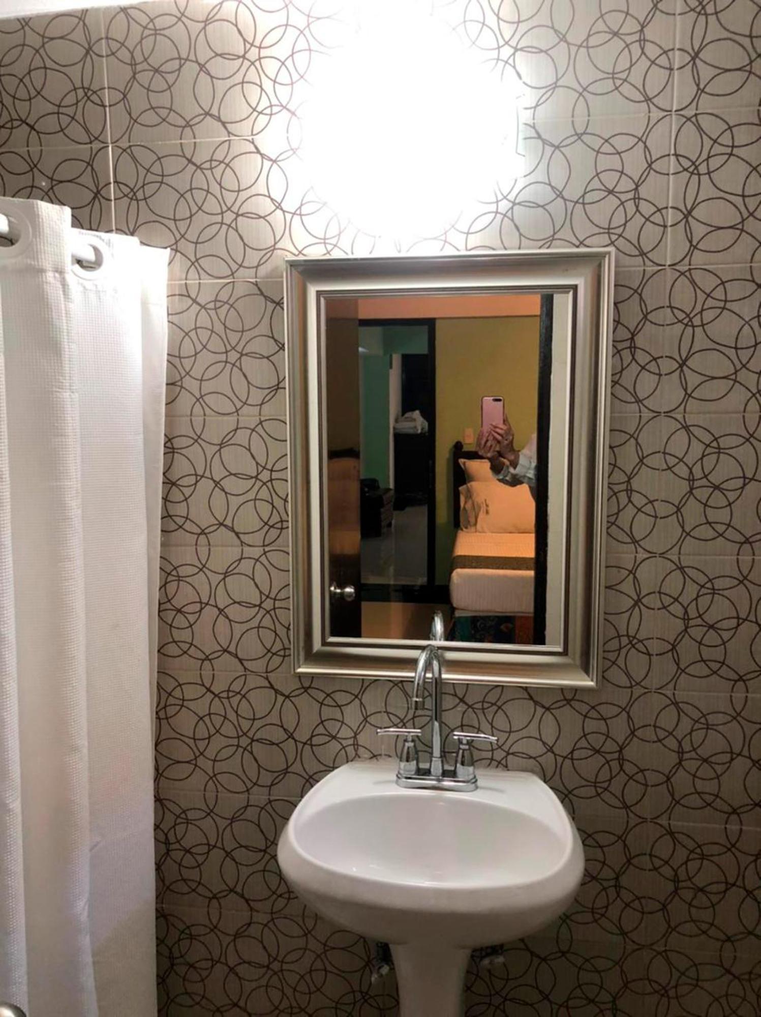 Hotel Francis Culiacán Zewnętrze zdjęcie